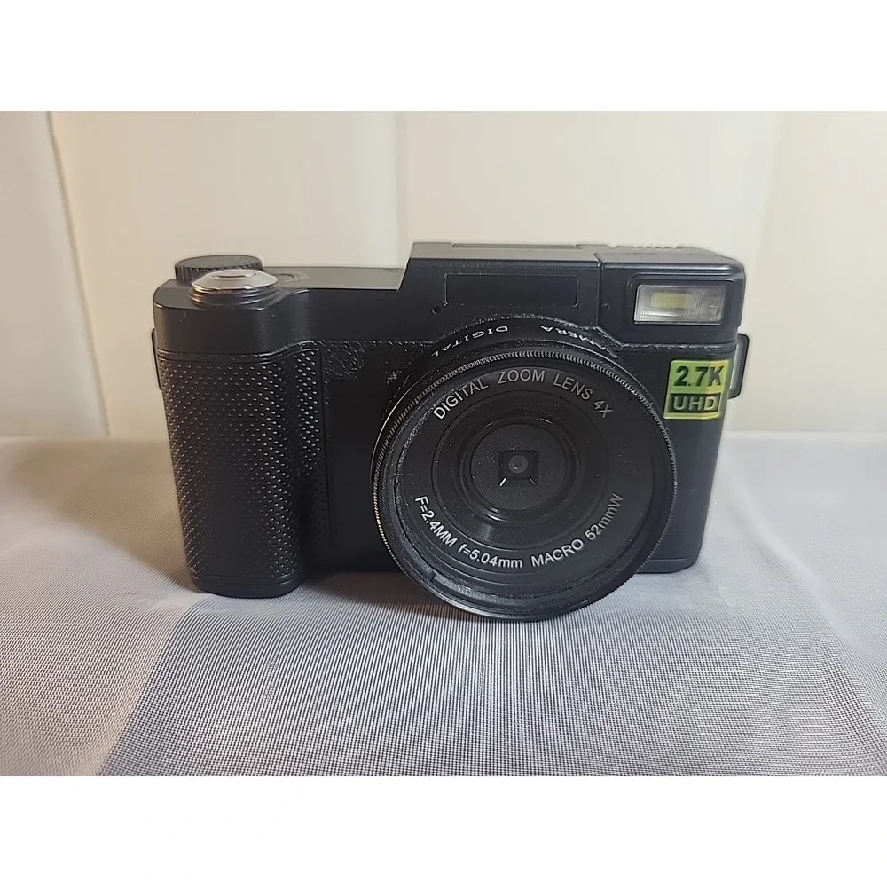 Digital Cam Vlogging Camera 2.7K UHD Video 24 MP Photo Flip Rotate Selfie Screen